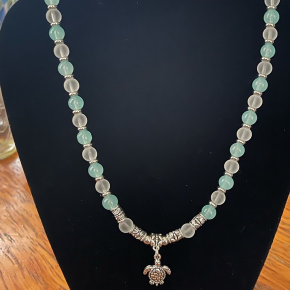 Turtle necklace - Picture 3 of 3
